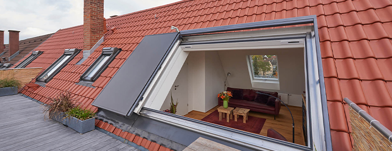 Pose de fenêtre de toit Velux à Pringy (77310) en Seine-et-Marne (77)